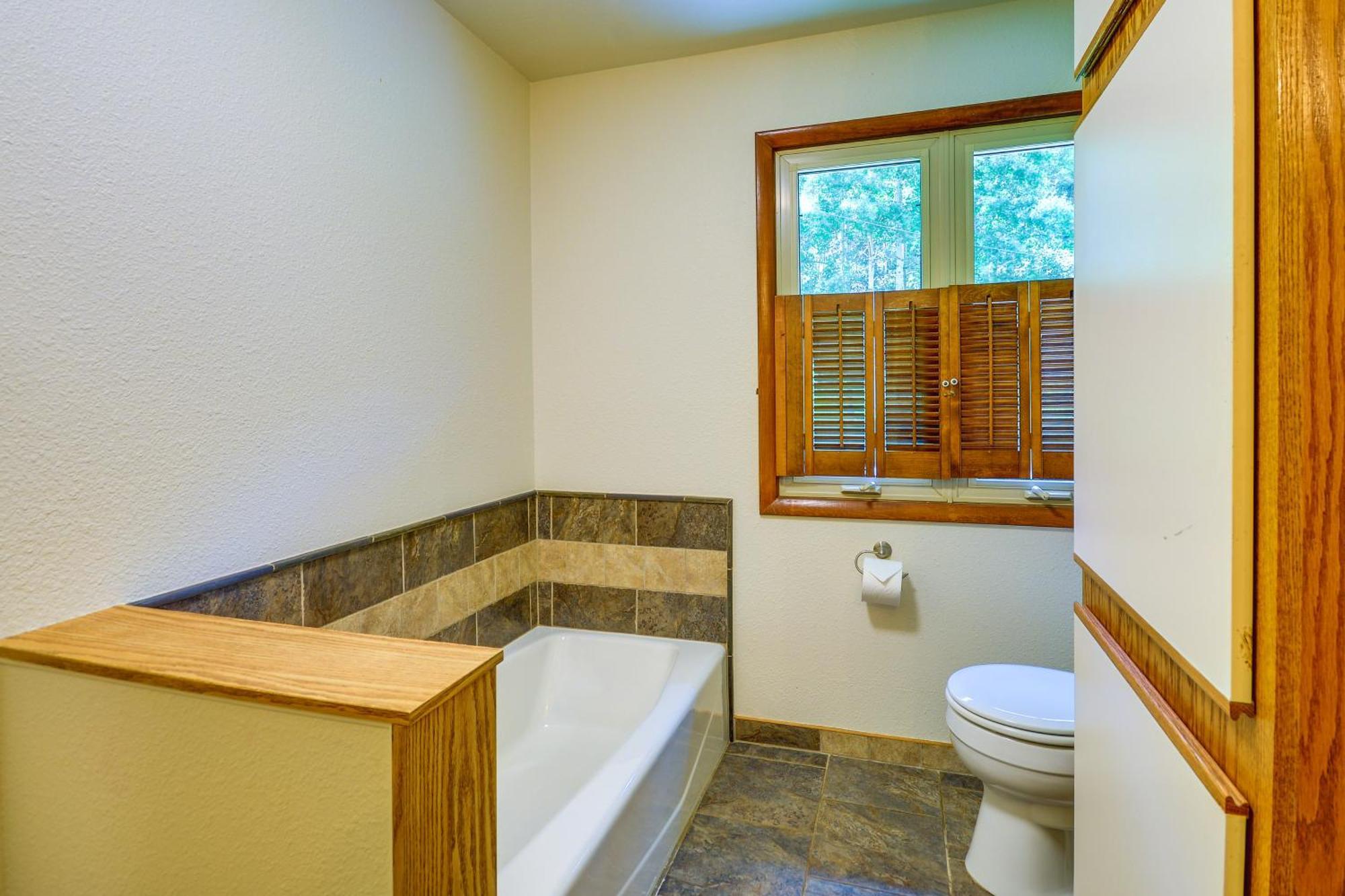 Dog-Friendly Red Lodge Home With On-Site Pond! Екстериор снимка